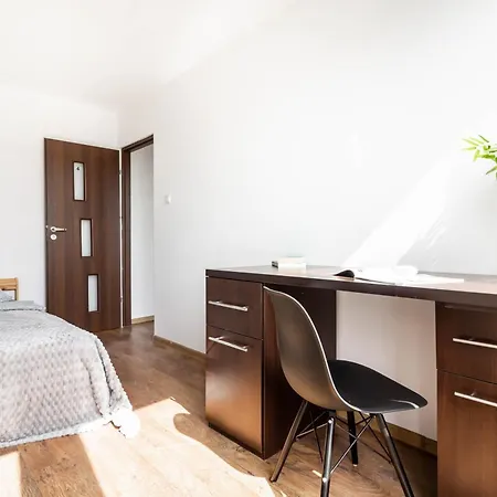 Citystay Mlodych Technikow Διαμέρισμα