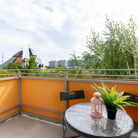 Citystay Młodych Techników * Wrocław